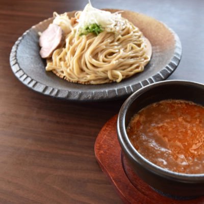 ねぶからーめん MONGOI→麺屋 MONGOI→廣島藻塩らーめんMONGOI→創新柳麺 健美堂→#廣島牛骨らーめん 健美堂→#八本松製麺所 #らーめん大好き #石焼濃厚海老味噌つけ麺 #東広島二郎系らーめん #吉名じゃがいもプロジェクト #東広島らーめん #東広島つけ麺 店休日//毎週日曜日