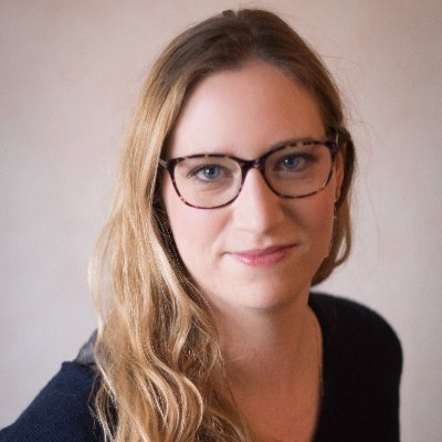 Journaliste cheffe de rubrique services publics et société numérique @Lagazettefr. Numérique, féminisme, podcasts (ex @LaBougeotte_Pod).