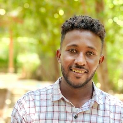 Ahmed3ba6's profile picture. ‏لولا الأمل في الغد لما عاش المظلوم حتى اليوم.💜🌹