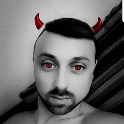 Rodrigu48361978's profile picture. Je mort pas