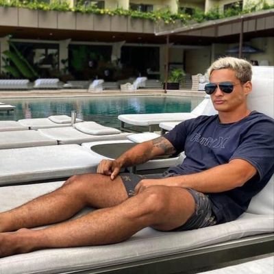 25 anos 🧒
Capricórnio ♑
Carioca 🌏
@flamengo ⬛🟥
https://t.co/SVy5dQDaxL