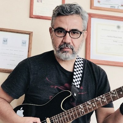 raulabasolo's profile picture. persona, padre, esposo que habito en pucón