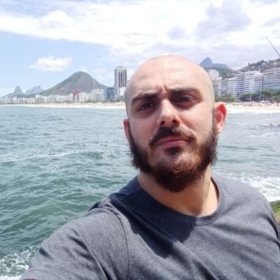 Carioca, 29. 
Pai do Samuel e do Isaac, marido da @thamyresgerard, amigo.

Fã de bom-humor e conhecimento variado.