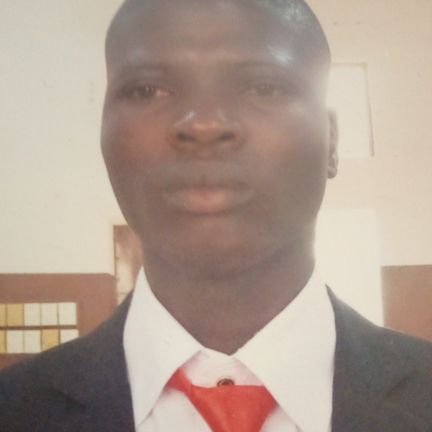 Je suis très spécial, partenariat finance . je suis au wathsapp +229 61279351