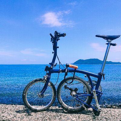 自転車通勤から自転車にハマった、いち自転車マニアです。「じてまに」で出てくる、ちょっとマニアックな自転車ブログを運営しています。30歳台の男で、普段は内科医をやっています。いちばん好きな自転車はブロンプトンです。よろしくです！