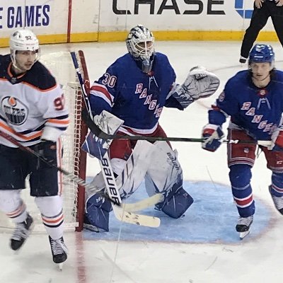 USMC veteran, #NYR Season Ticket Holder, I don't watch teams that disrespect our flag. #NoQuitinNY