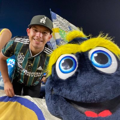 pollolocal's profile picture. 