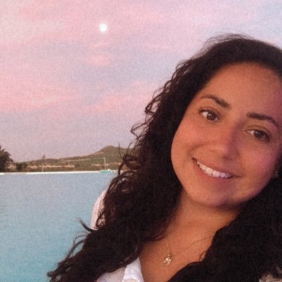 CINMARQ's profile picture. My work: IT sales, My live: American Football, My Love: Family, My B side: Certified Yoga Teacher, sígueme en IG @sukhasanayogamx