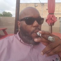 CIGARBOSS RON(@CigarbossR) 's Twitter Profile Photo