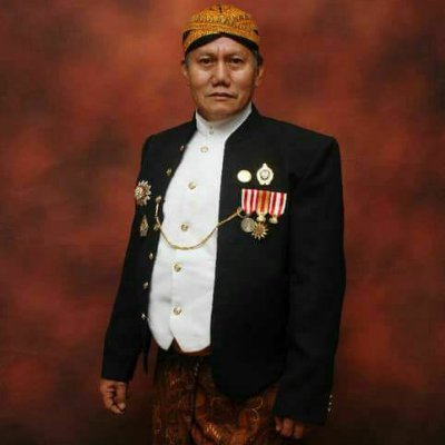 utamiyulia74's profile picture. nama utami yulia keluarga dari kartadimeja...mari saling foolow dan saling mengenal sesama bangsa indonesia