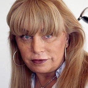 JillDareberry's profile picture. LGBTQ2+ advocate, Kaydin's grandpa, golfer, 2024 Olympics hopeful, unicorn, she/her