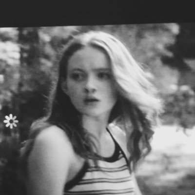 hmdtlnesya's profile picture. 