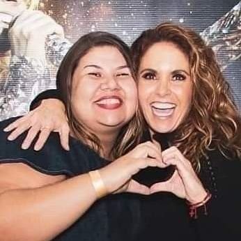 A vida é Curta, mas os sonhos não são!
Fã da @SandyLeah @LuceroMexico @MijaresOficial ♥️