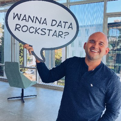 analytics consultant @wearezuar / prev: @tableau @salesforce / @marshallu & @gwbusiness alum / chair @hobywvofficial / Beyoncé stan / 🏳️🌈