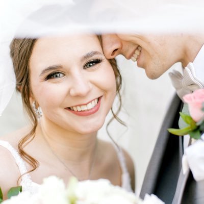xcsarahx3's profile picture. Self-Proclaimed Glitter Guru, Graphic Designer, Photographer. I eat more food than a teenaged boy.