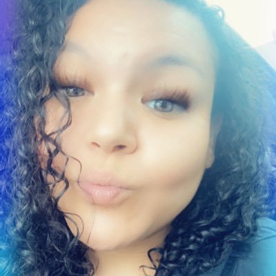 josande46430043's profile picture. not your average lunch lady 😘❤️‍🔥