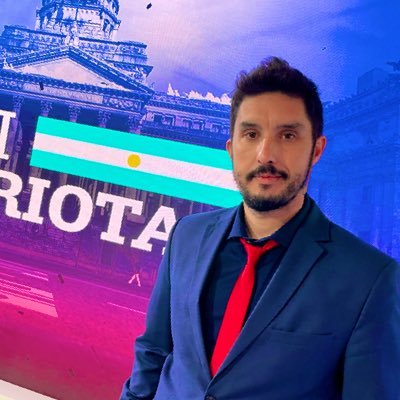 🚀 Periodista. 🔥 Conductor de #CasiPatriota . Columnista político. 👉 Escuchá mi programa acá: https://t.co/fC0RAYlapG en @rivadavia630