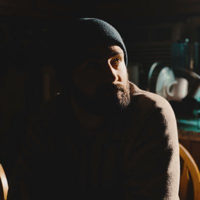 Skeptical of pizza places that call themselves the best in town. Motion picture editor. @EmersonCollege alum.
https://t.co/QcsVotOeV7