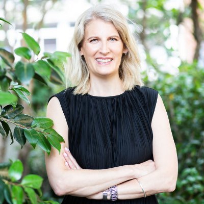 Communication and engagement expert. Founder and managing director of The LKB Agency - https://t.co/wMrRZqVzYF