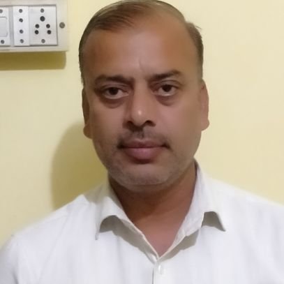 पदम तिवारी, जिला सचिव, समाजवादी पार्टी, इटावा