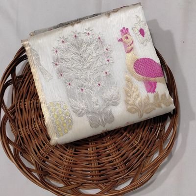 chanderisilkfab's profile picture. Manufactur of Chanderi
handloom silk saree's direct from weavers.febrics.and.suit.duptte 
Online shoping order 👇✈️ shipping 
  Wa.8962448490