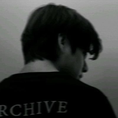 vxrrxn's profile picture. 넌 나에게 매일 첫사랑 🥺❣