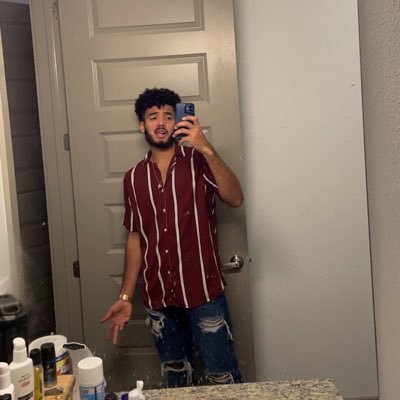 AdryanWil_13's profile picture. UTSA Alumni🤙🏽🏐 #BLM