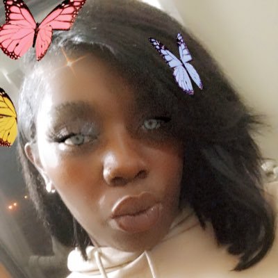 #Writer #MotherOf1 #Single-parent #A free spirit 🥰🤞🏾🤪☮️✌🏾✊ #Entrepreneur