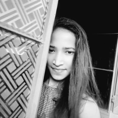 Sangita70093965's profile picture. (मैं,क़लम और मेरी डायरी)🖊