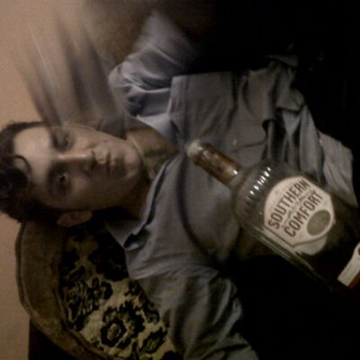 Profile Picture of Jon Aleman (@namelAnoJ) on Twitter