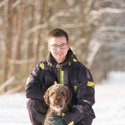 Simmy09lol's profile picture. Mathematics student at @warwickuni. Best Plat 4 player on the server.