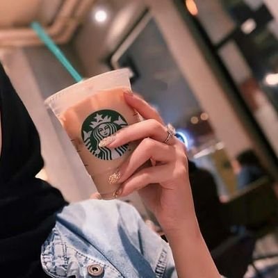 ﮼الزَين فِينَا وَالشَعر ڪَاسينَا ، وَالعُيون مِن غَزال الرِيم خَذينَاا🖤 ُُُ ﮼