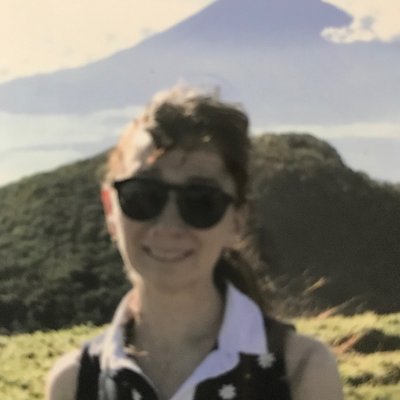 Comms Technology grad, developing PhD research on AI. Interested in cybersecurity, inclusion and digital literacy. Figure ice skater and inexperience violinist