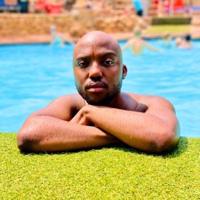 Tumeylo's profile picture. Lekau la Motswana 🔥🌈 | 👨🏽‍🏫 | #YouTuber, link below ⤵️
