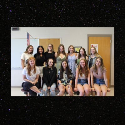 Twitter for the Logan-Rogersville High School yearbook. Send in photos to our email!: lrhsyearbook@logrogstudents.net