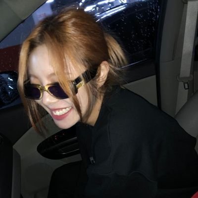 johanson_alison's profile picture. it's a disappointing world I'm living in, but I'm here just in case you need me.