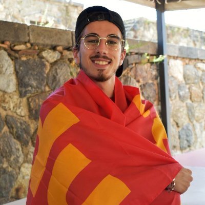 _fedeferrara's profile picture. antifascista, membro di @udumessina e cazzaro (per non dire artista)