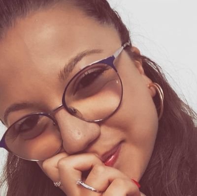 GiorgiaFama's profile picture. Amo perdermi nelle storie e nelle emozioni raccontate nelle pagine dei libri e nei testi delle canzoni.. FONDAMENTALMENTE QUESTA SONO IO.