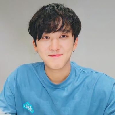 #Changbin: 𝒀𝒐𝒖 𝒂𝒓𝒆 𝒔𝒐 𝒃𝒆𝒂𝒕𝒊𝒇𝒖𝒍 𝒕𝒐 𝒎𝒆
ele/dele