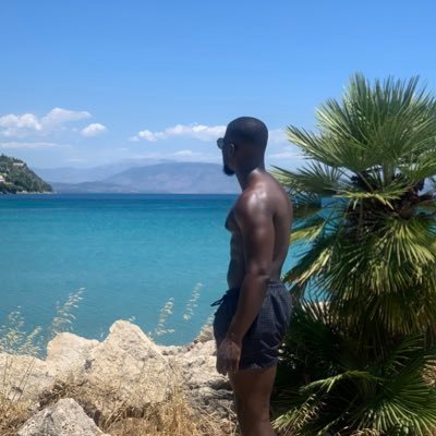 lloyd_f26's profile picture. 