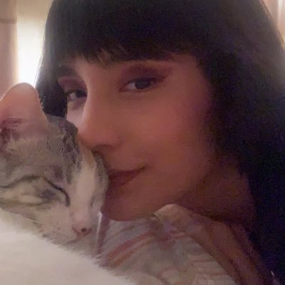 ladlosgatitos's profile picture. estudiante de literatura/pucp😾