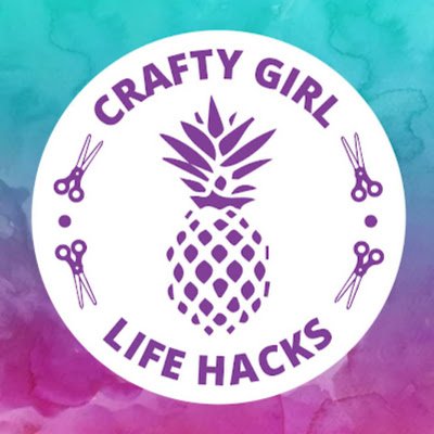 crafty_hacks's profile picture. 