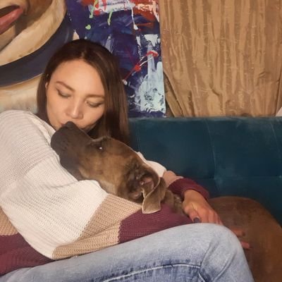 Médica Veterinaria MSc. Etóloga UAB. Medicinas Alternativas Vegetariana Activista y Antitaurina. Mis opiniones no representan a la entidad donde trabajo.
