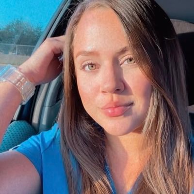 daynniesaez's profile picture. Lcda. Sáez • Libra • A • 8/17/23 🐣