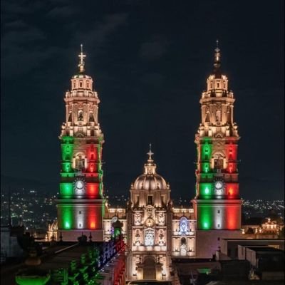 Richard76129025's profile picture. Moreliano por fortuna, mexicano por herencia