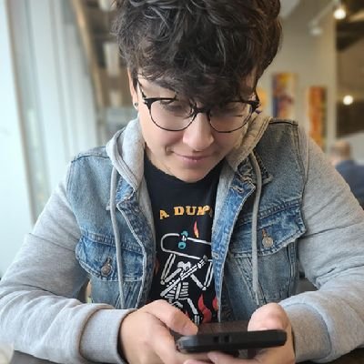 Aicha 🇱🇧さんのプロフィール画像