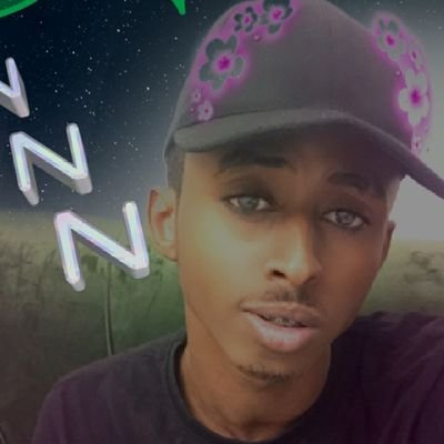 FggyGfgdggf's profile picture. سعيد