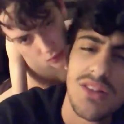 Fahad95738370's profile picture. I need dick /ابي زب