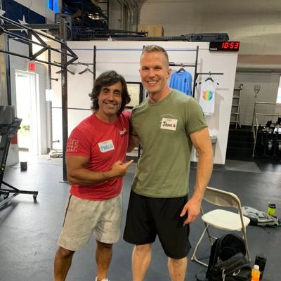 CentralMaCFguy's profile picture. this & that