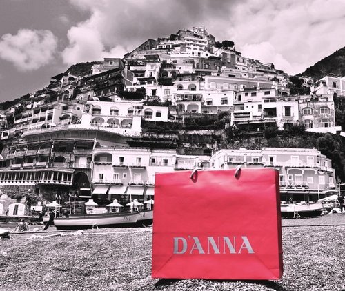 Luxury store in the heart of Positano selling the best of Italian designer fashion.   Menswear, Womenswear, shoes and accessories.